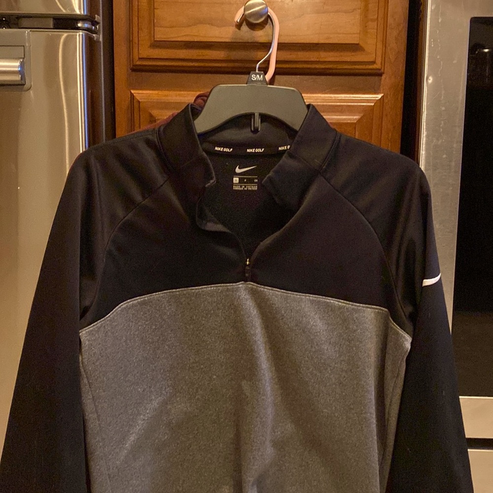 Black Nike golf zip up size small